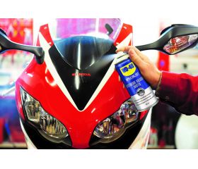 WD-40 Specialist Moto Abrillantador de plásticos y gomas 400ml
